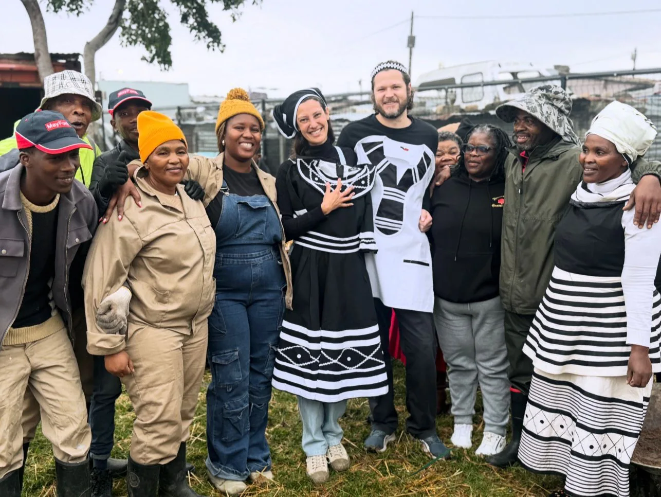 The Silukhanyo school community gathered for the first food-forest planting